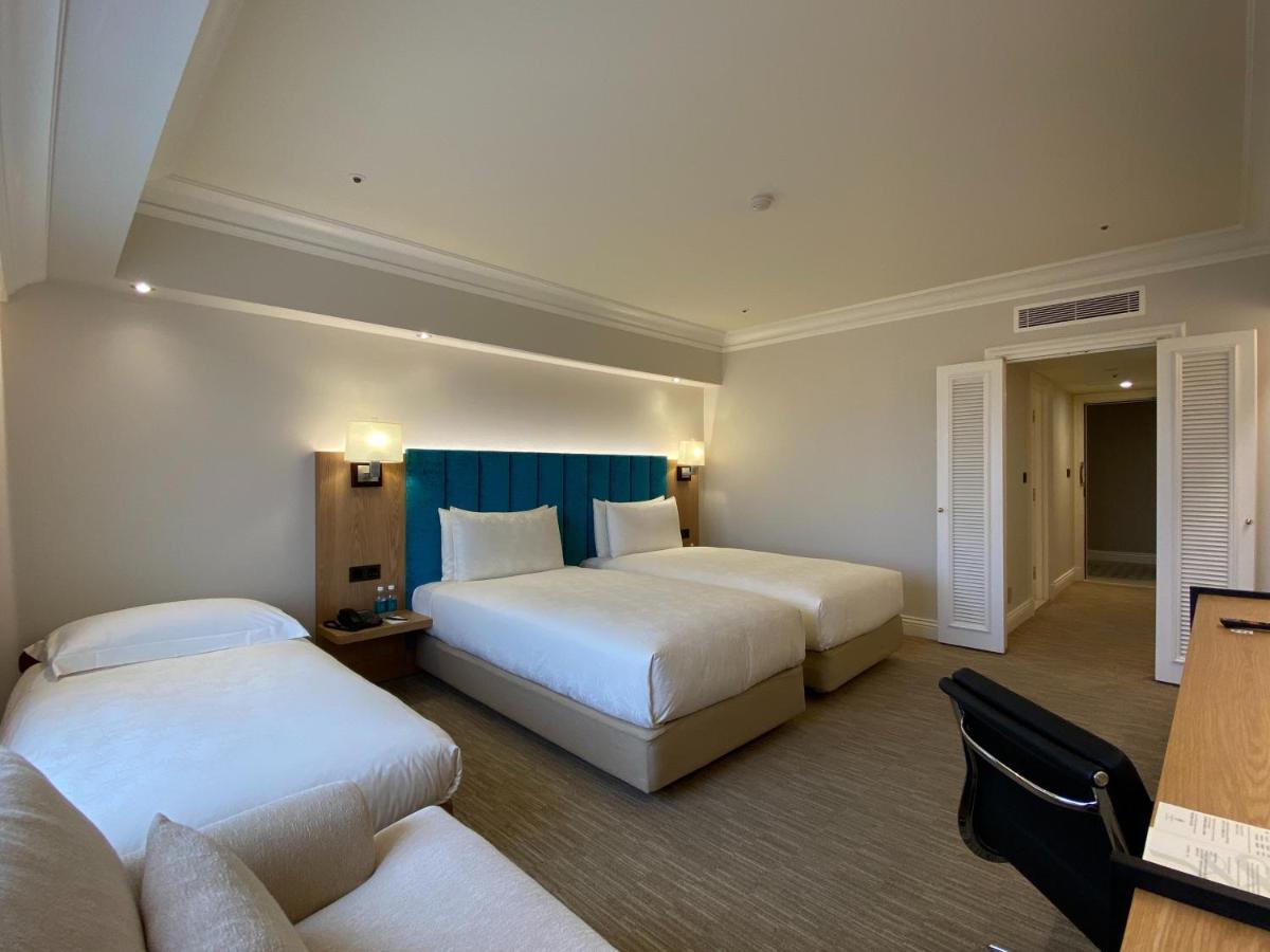 The Sherwood Taipei Exterior photo A room at the hotel
