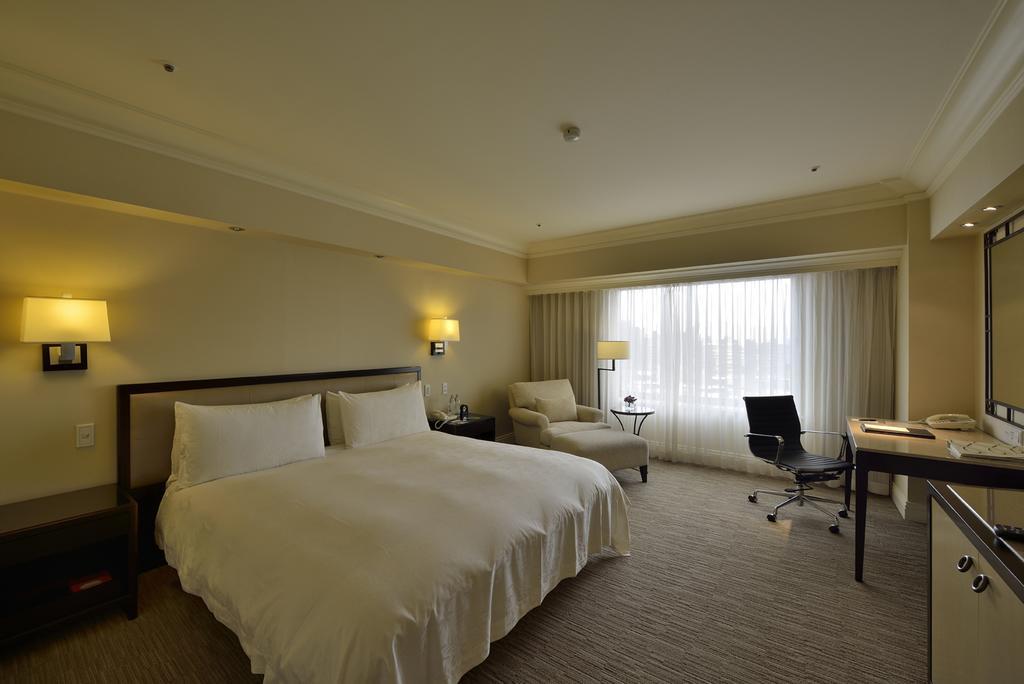 The Sherwood Taipei Exterior photo A room at the hotel