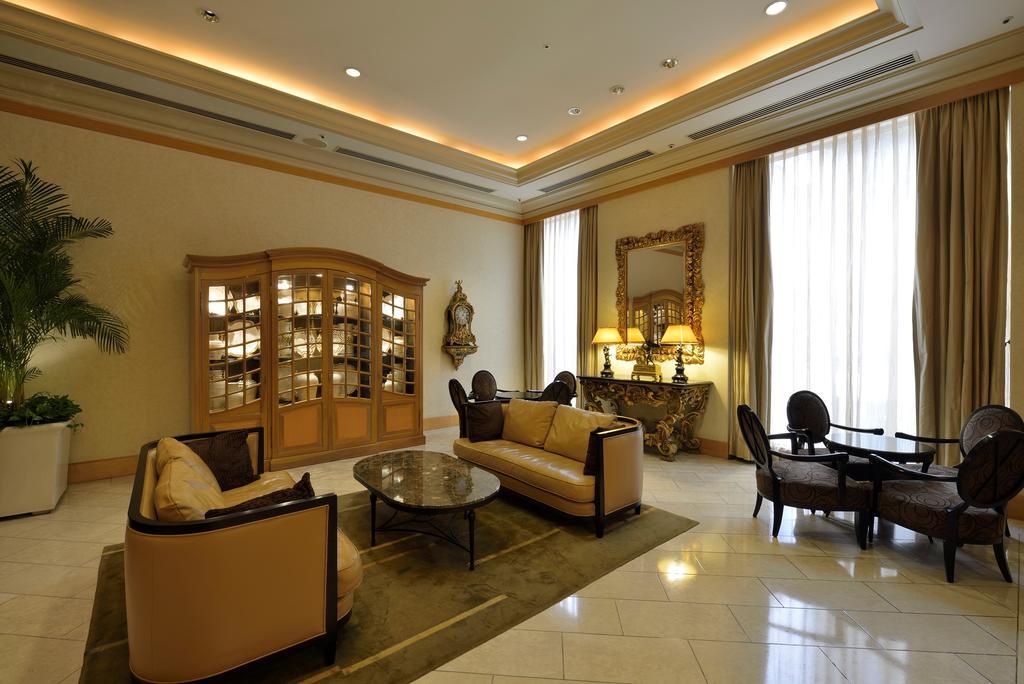 The Sherwood Taipei Exterior photo The lobby of the hotel