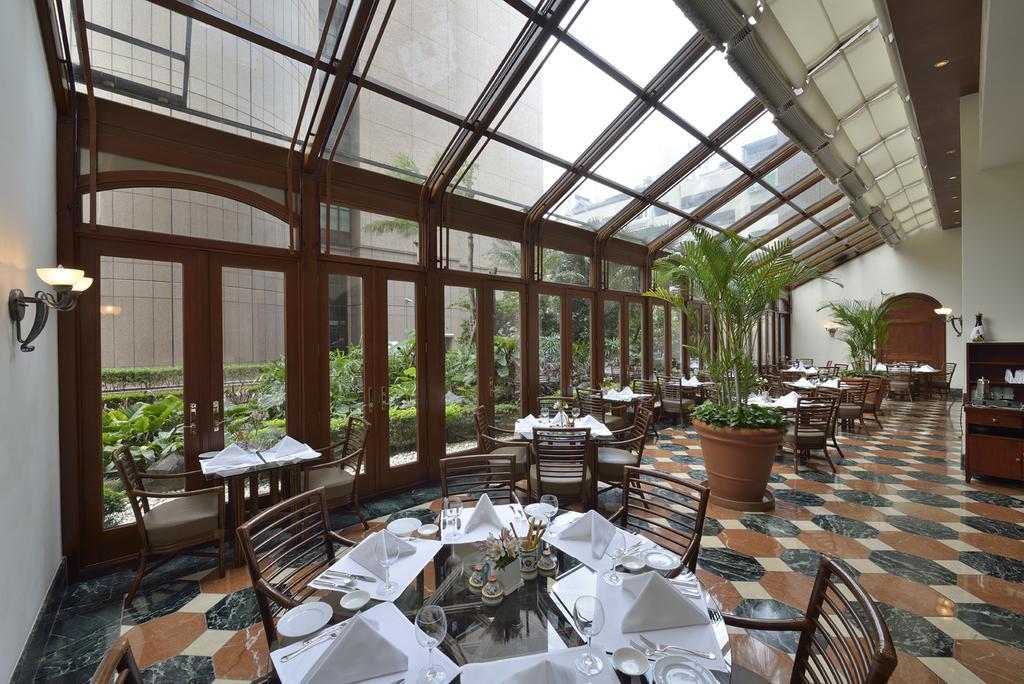 The Sherwood Taipei Exterior photo The restaurant